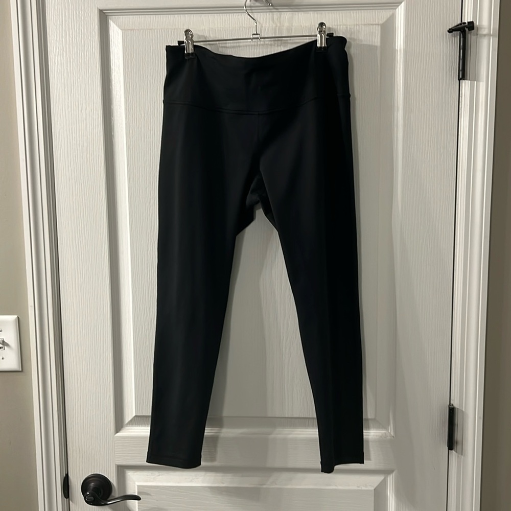 Women’s Zella Leggings Black in great condition Size Large